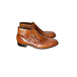 1970s mens ankle high shoes with buckled strap by Florsheim Size 12